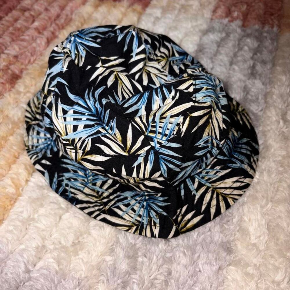 Source-unknown Men's multi Hat